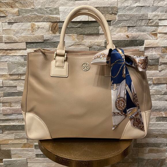 Tory Burch Handbags - Tory Burch Robinson Double Zip Tote, Rare Color | Oatmeal Ivory Saffiano Leather